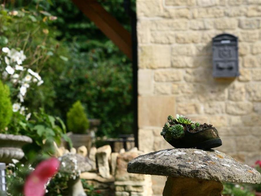 Tumbledown Broadway (Worcestershire)